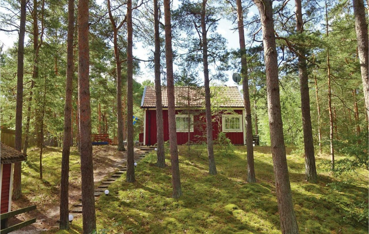 Stunning Home In Yngsjoe With Wifi Экстерьер фото